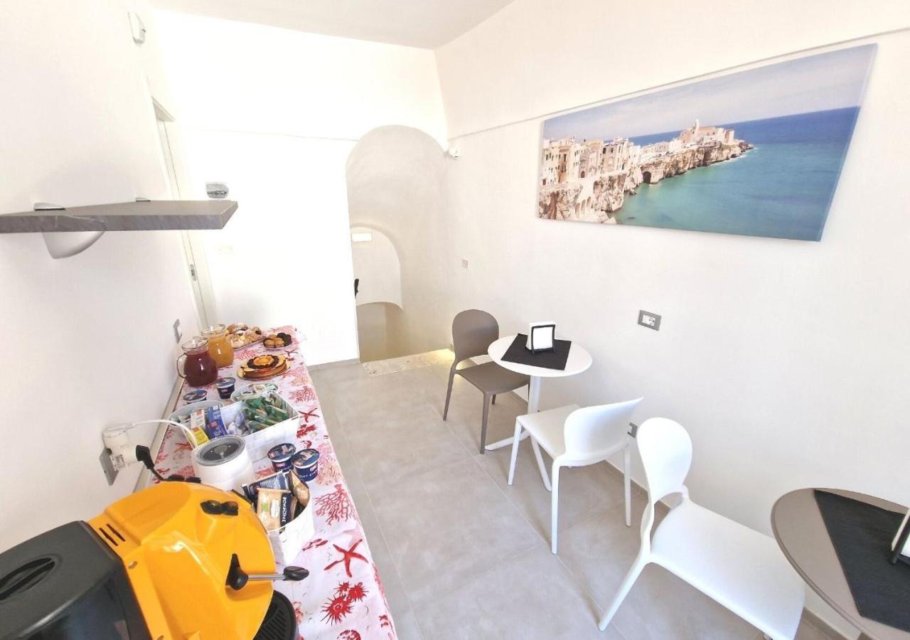 B&B Tra Le Vie Del Borgo Vieste Exterior foto